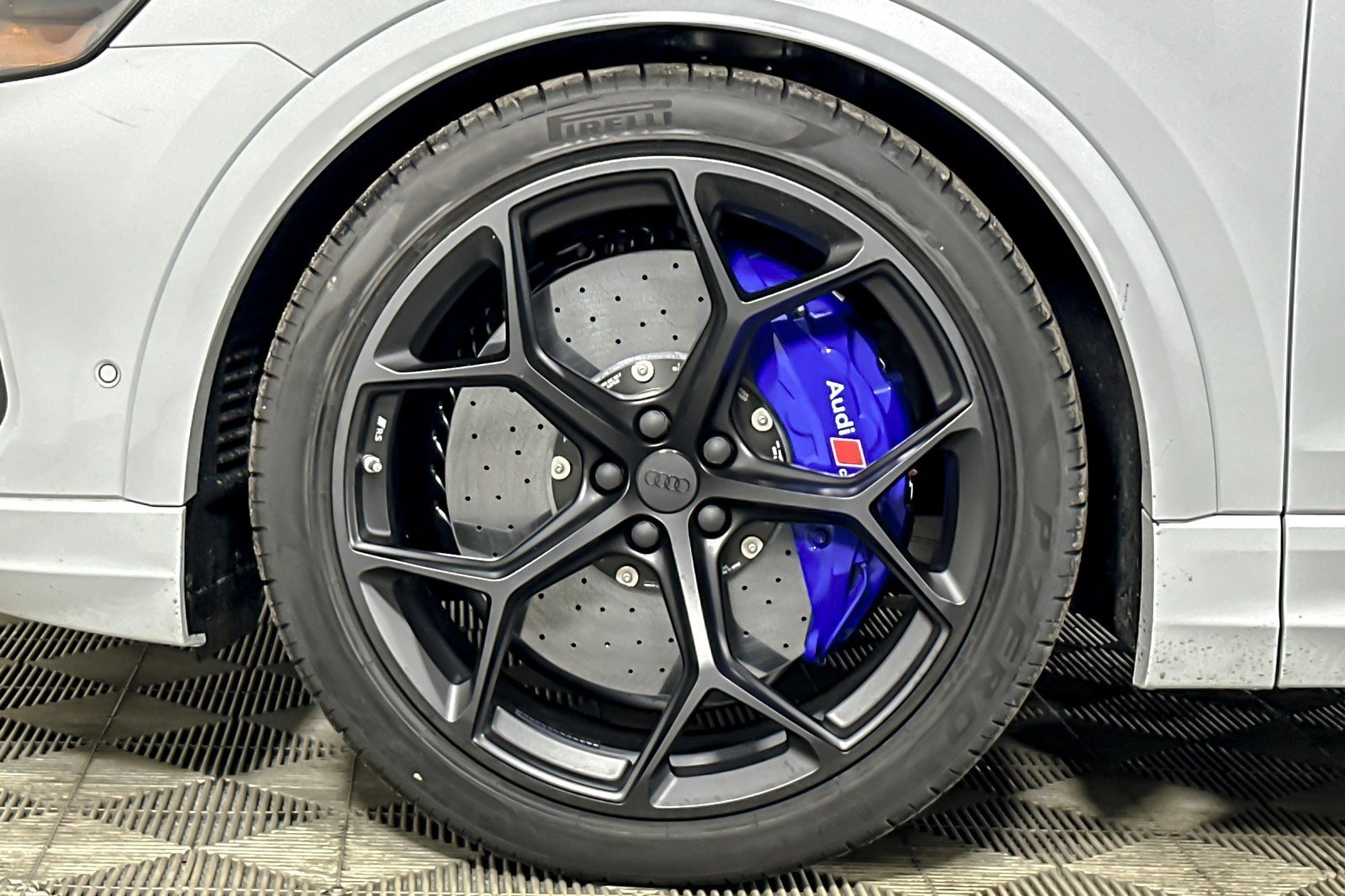 New 2026 Audi RS Q8 performance image 23