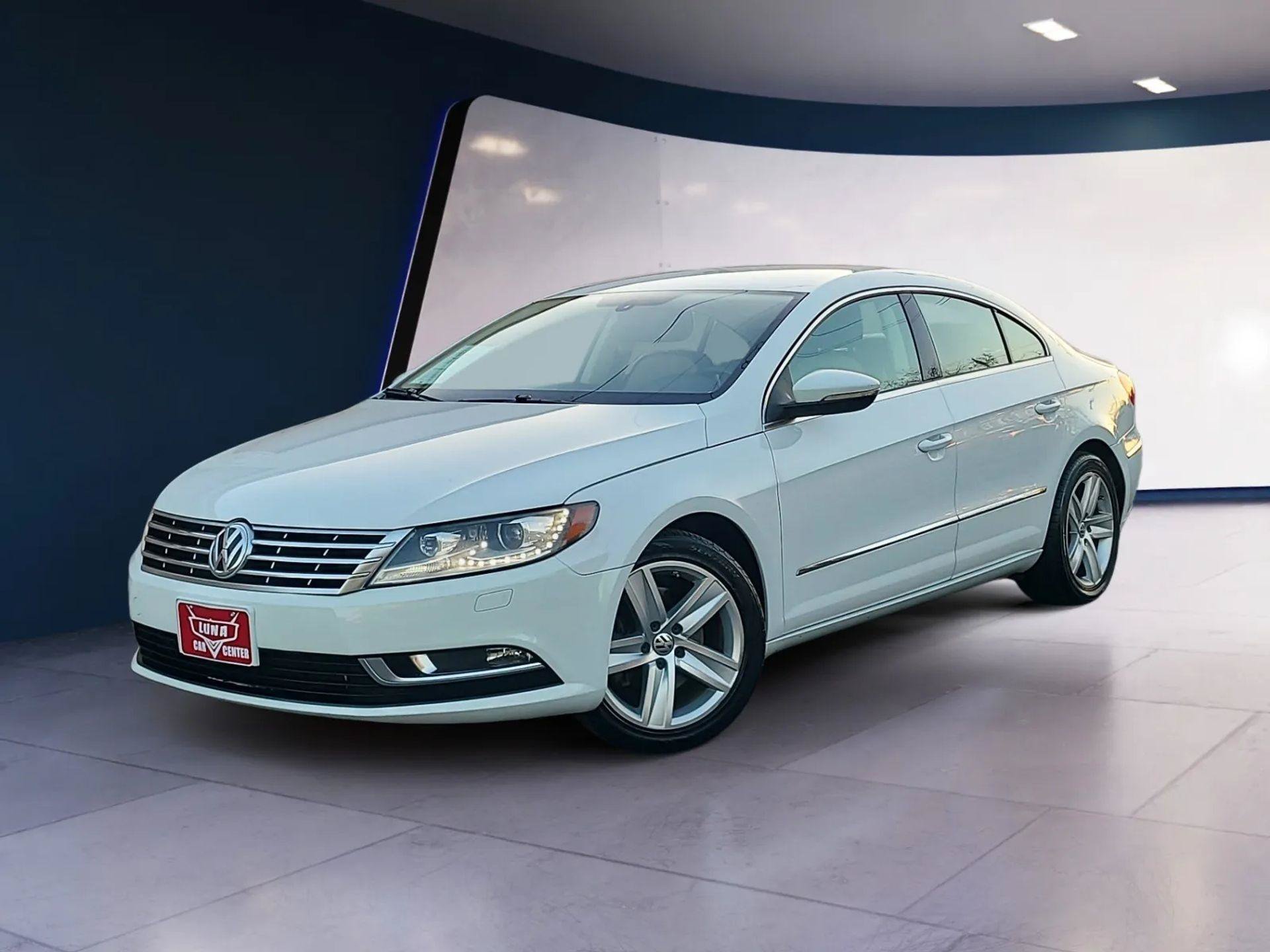 Used 2017 Volkswagen CC Sport FWD image 1