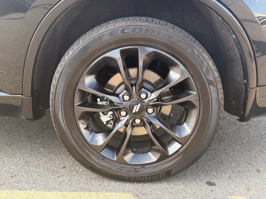 Used 2025 Dodge Durango GT AWD/4WD image 12