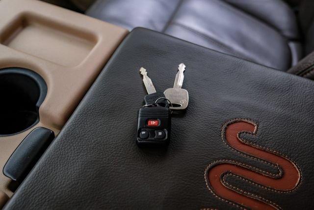 Used 2005 Ford F350 King Ranch AWD/4WD image 66