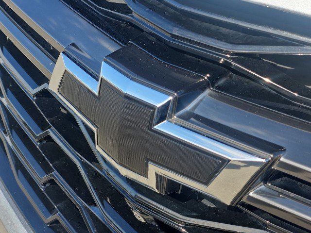 Used 2023 Chevrolet Traverse RS AWD/4WD image 30
