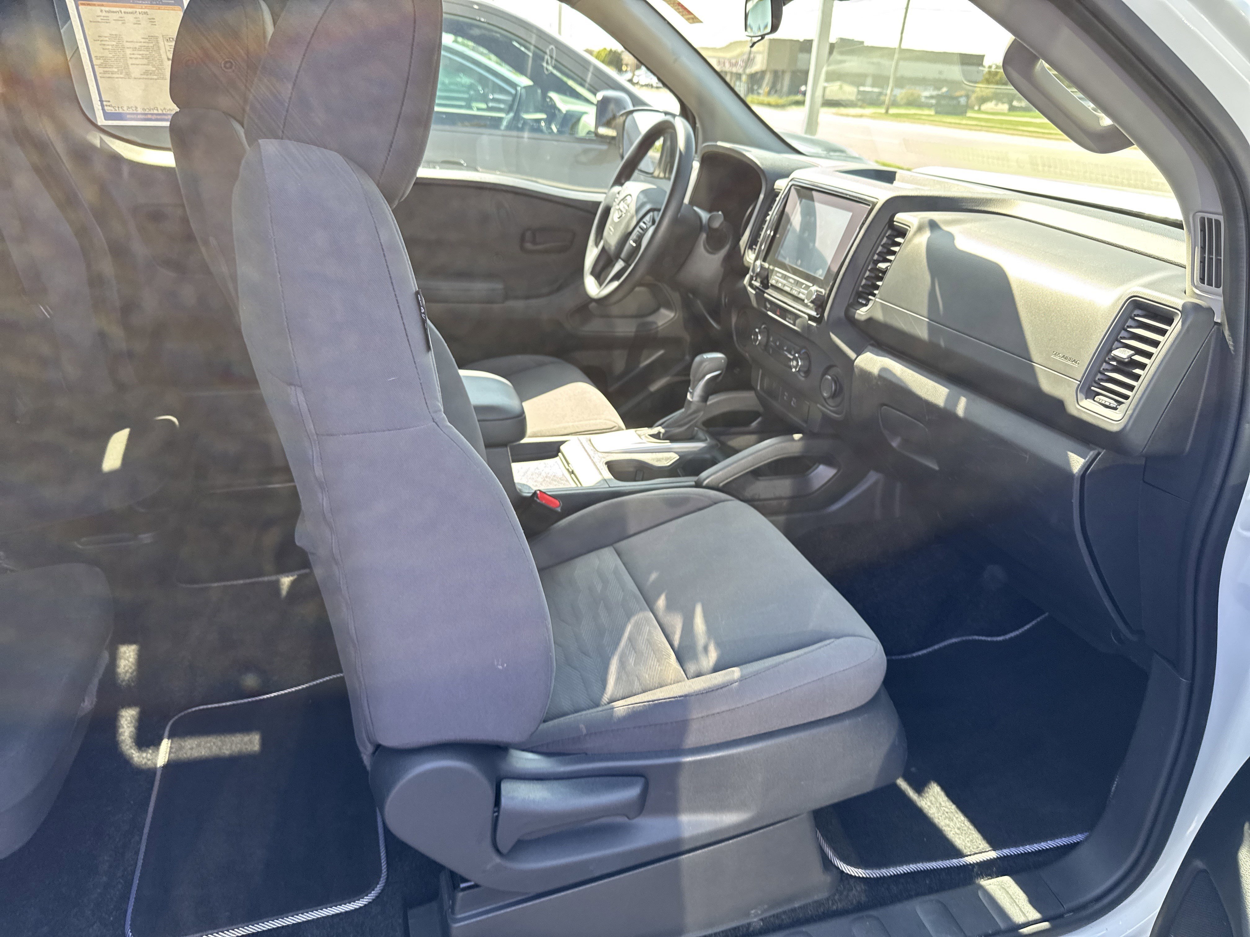 Used 2024 Nissan Frontier S w/ S Utility Package image 60