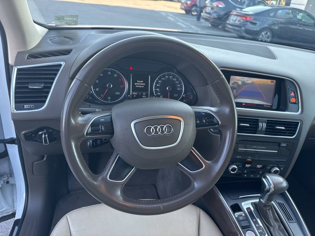 Used 2016 Audi Q5 2.0T Premium Plus w/ Technology Package image 13