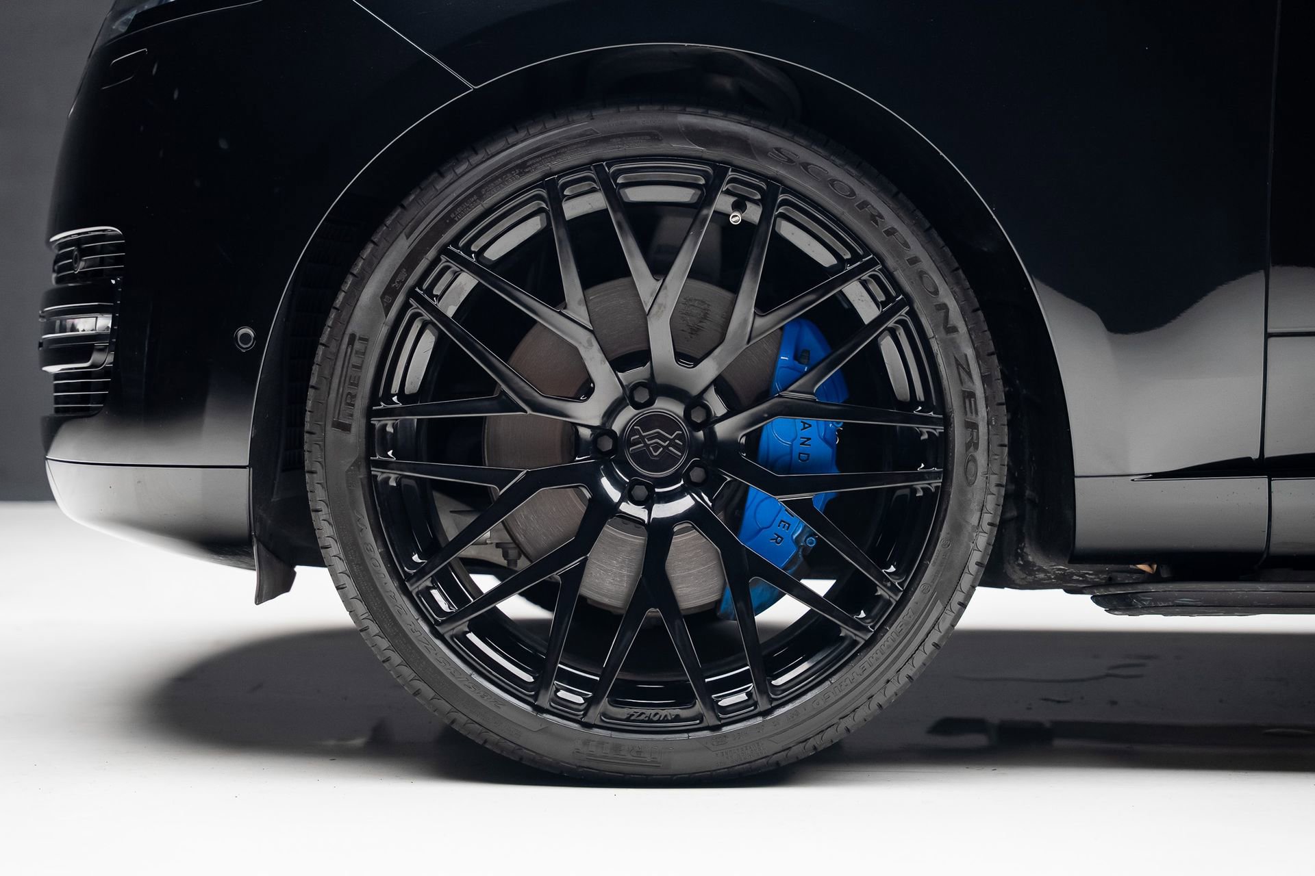 Used 2023 Land Rover Range Rover SE image 19