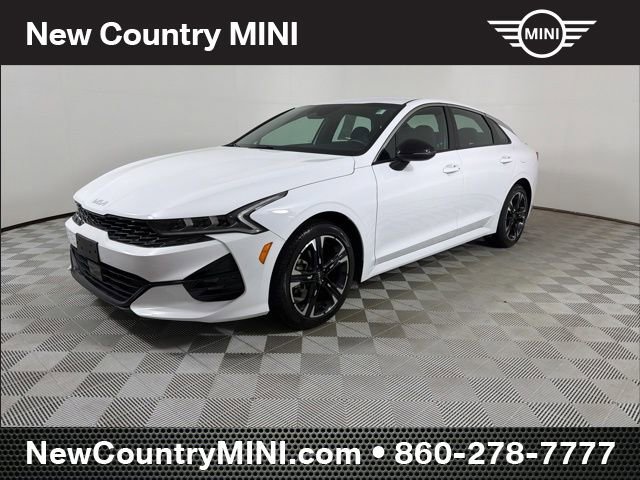 Used 2024 Kia K5 GT-Line w/ GT-Line Premium Package image 3