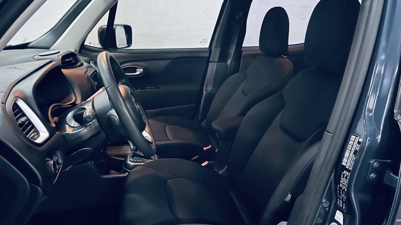 Used 2020 Jeep Renegade Sport w/ UConnect 7.0 Group FWD image 16