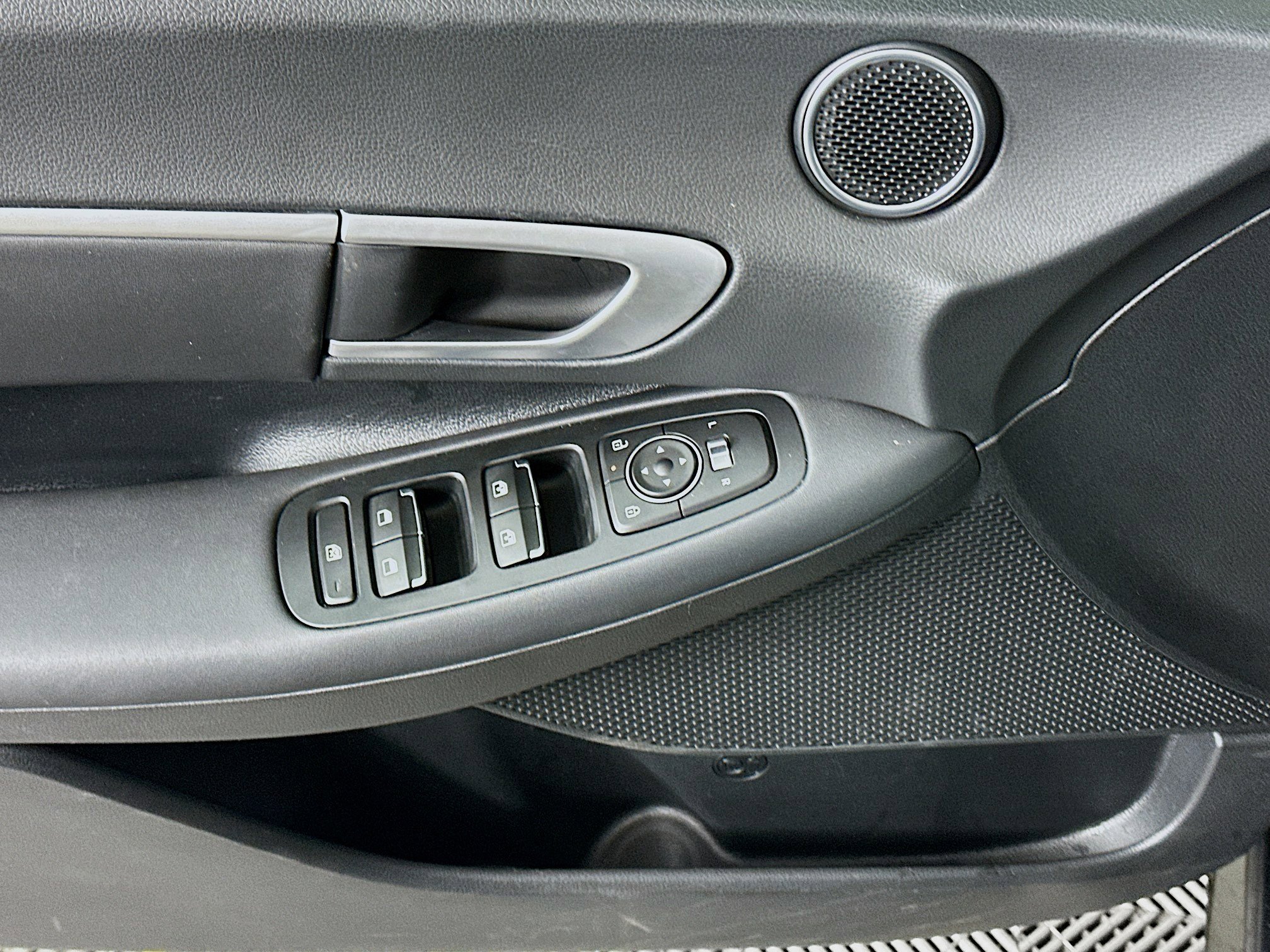 Used 2025 Hyundai Sonata SEL image 15