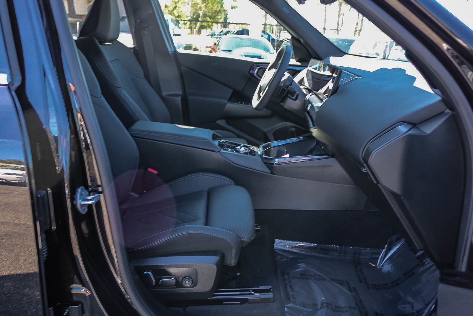 Certified 2025 BMW X3 xDrive30i w/ Convenience Package image 16