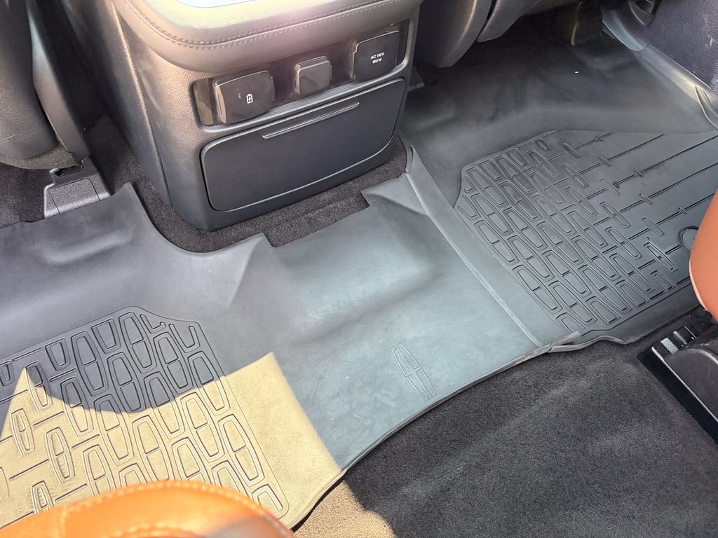 Certified 2022 Lincoln Navigator L Reserve AWD/4WD image 70