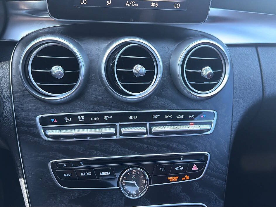 Used 2017 Mercedes-Benz C 300 Sedan image 12