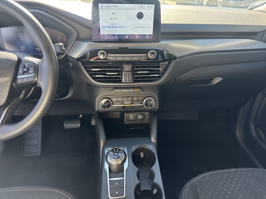 Used 2025 Ford Escape Active AWD/4WD image 28