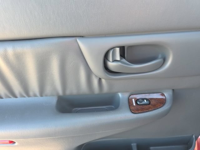 Used 2005 Buick Century Custom FWD image 23