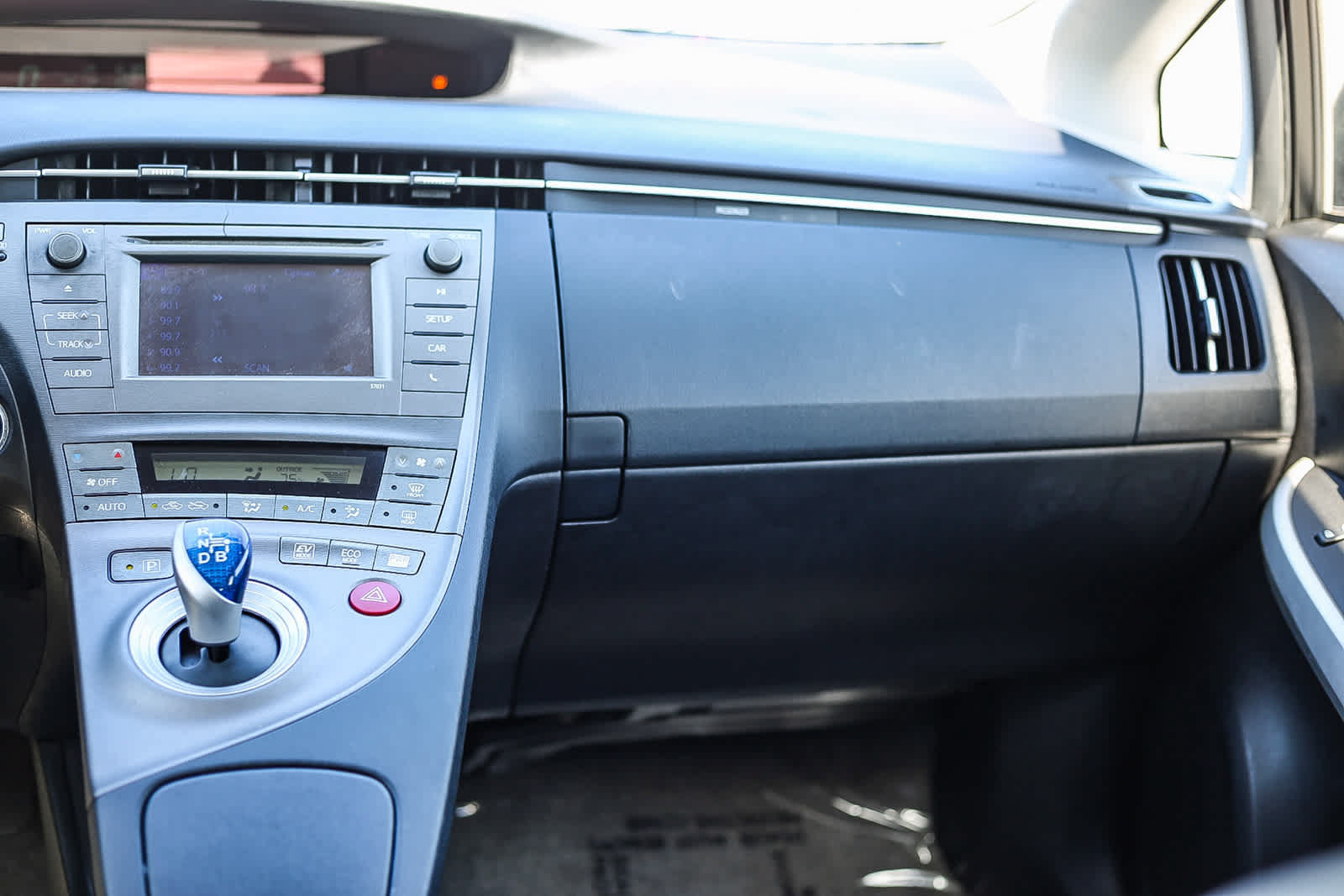 Used 2012 Toyota Prius Two FWD image 13
