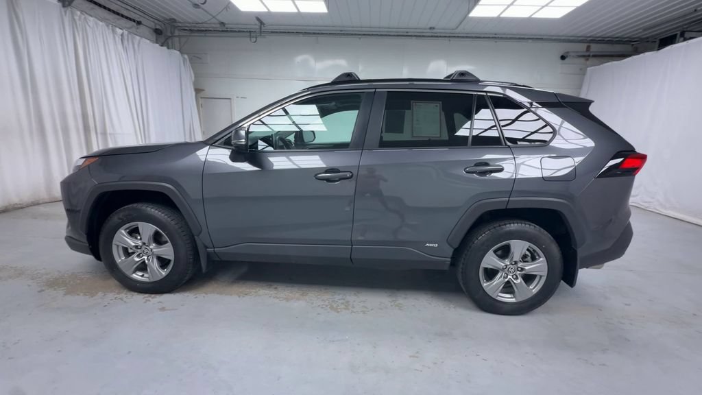 Certified 2023 Toyota RAV4 XLE w/ Convenience Package AWD/4WD image 5