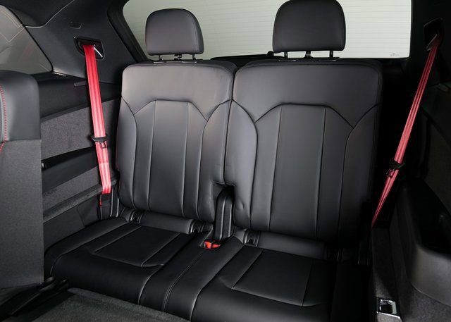 New 2026 Audi Q7 3.0T Prestige image 12