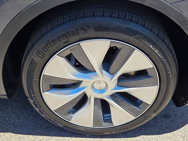 Used 2020 Tesla Model Y Long Range AWD/4WD image 9