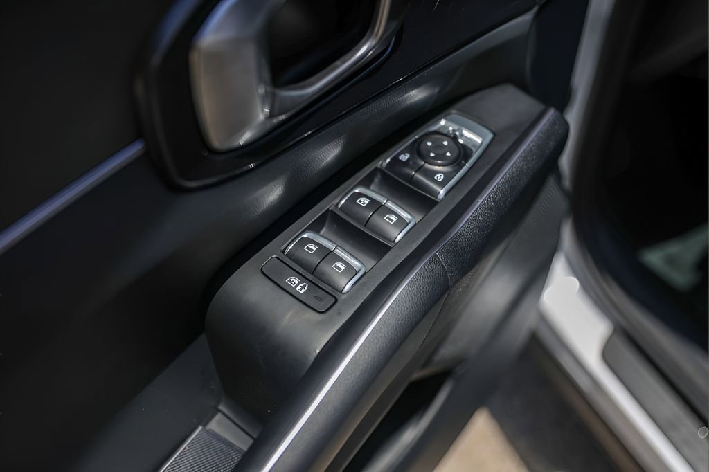 Used 2024 Jeep Wrangler Unlimited Sport AWD/4WD image 22