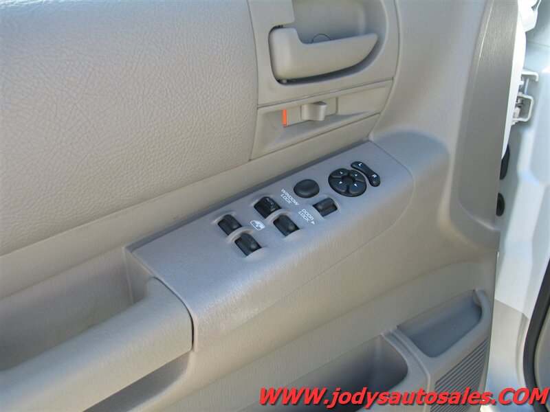 Used 2001 Dodge Dakota SLT AWD/4WD image 3