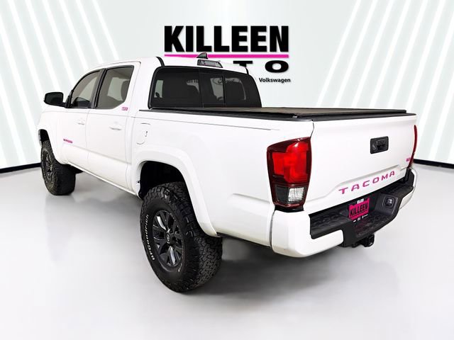 Used 2022 Toyota Tacoma SR5 w/ Technology Package image 5