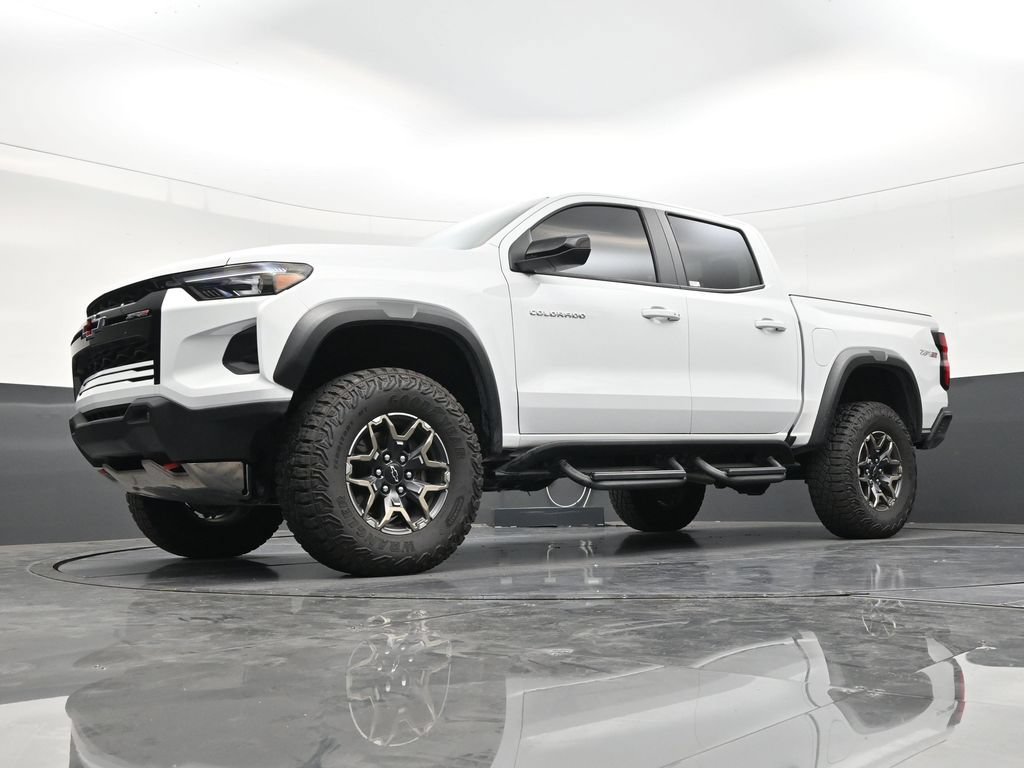 Used 2025 Chevrolet Colorado ZR2 AWD/4WD image 20