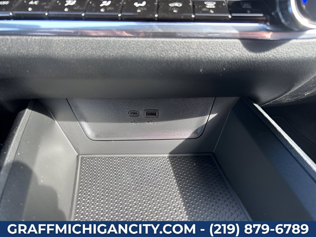 New 2027 Chevrolet Equinox RS FWD image 26