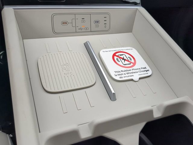 New 2025 Hyundai Santa Fe SEL image 21