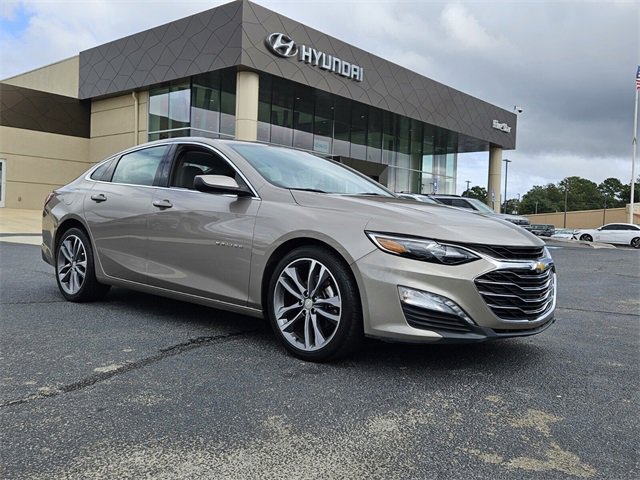 Used 2022 Chevrolet Malibu LT image 1