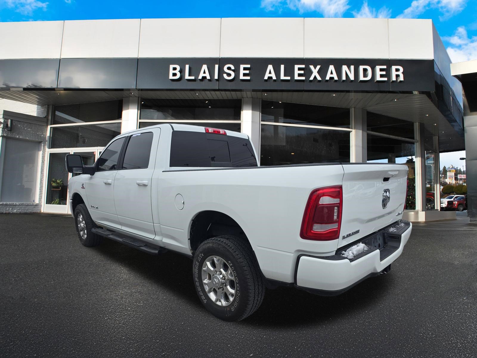 Used 2024 RAM 2500 Laramie w/ Safety Group image 6