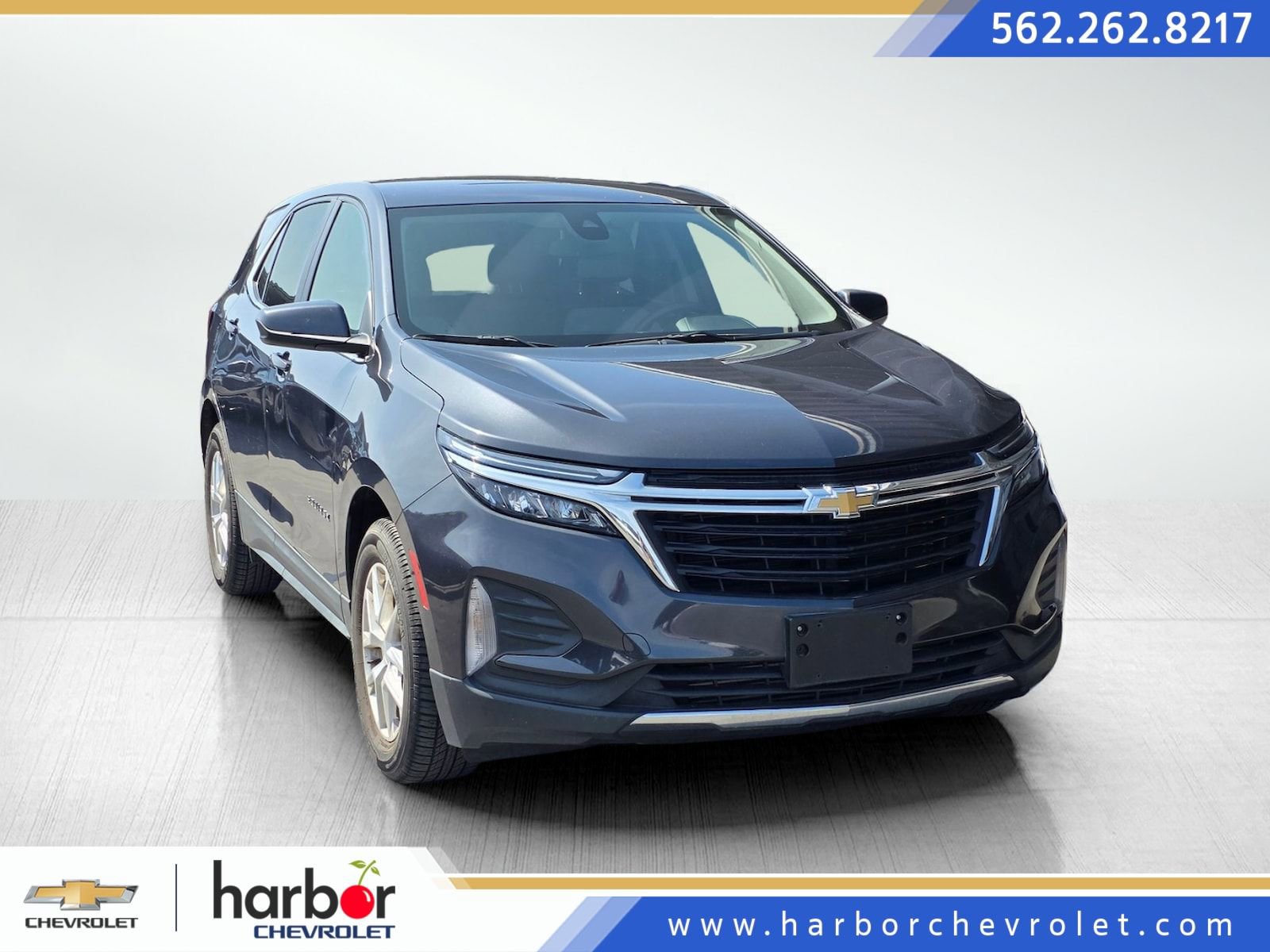 Used 2022 Chevrolet Equinox LT FWD image 1
