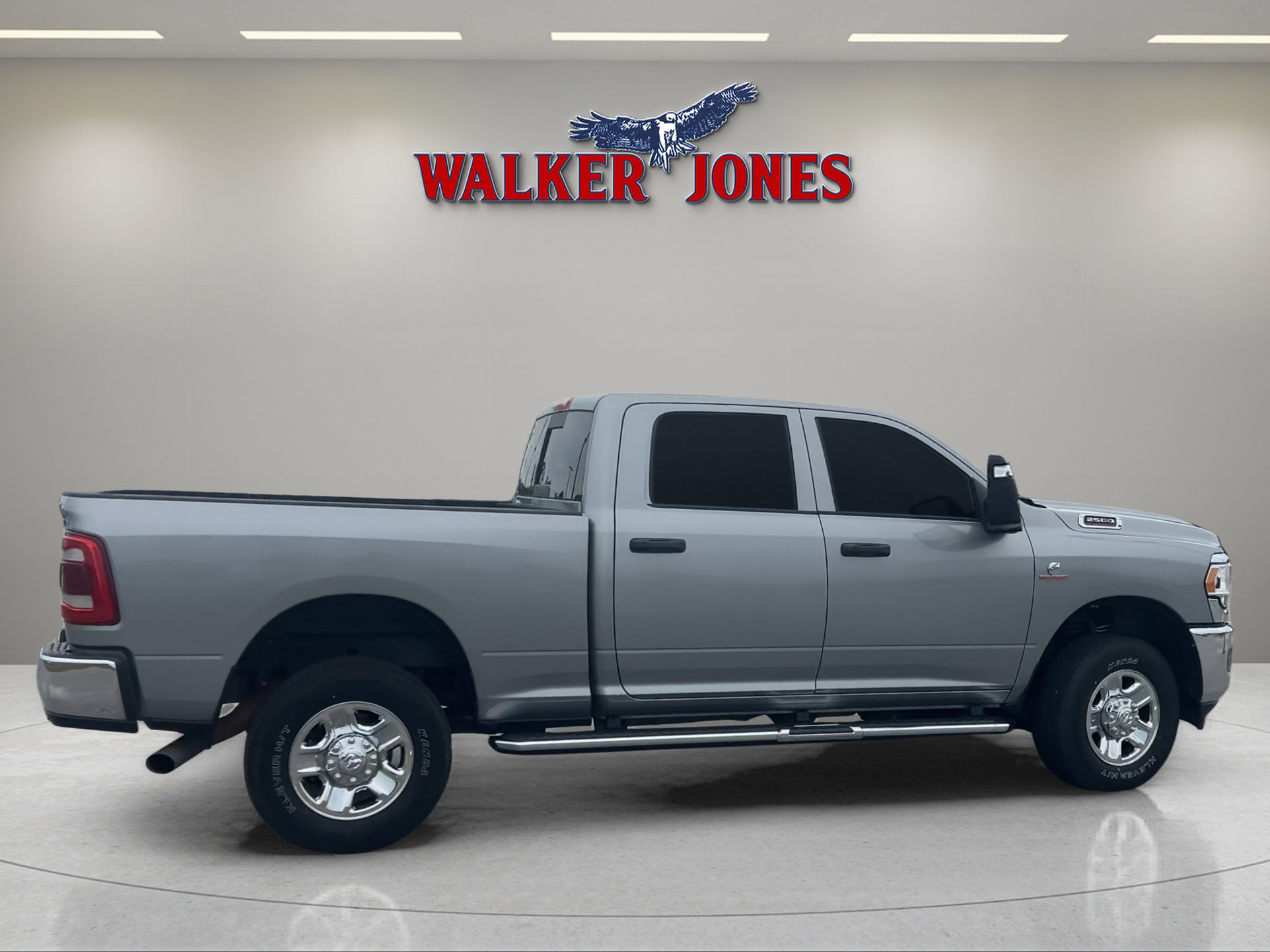 Used 2023 RAM 2500 Tradesman image 2