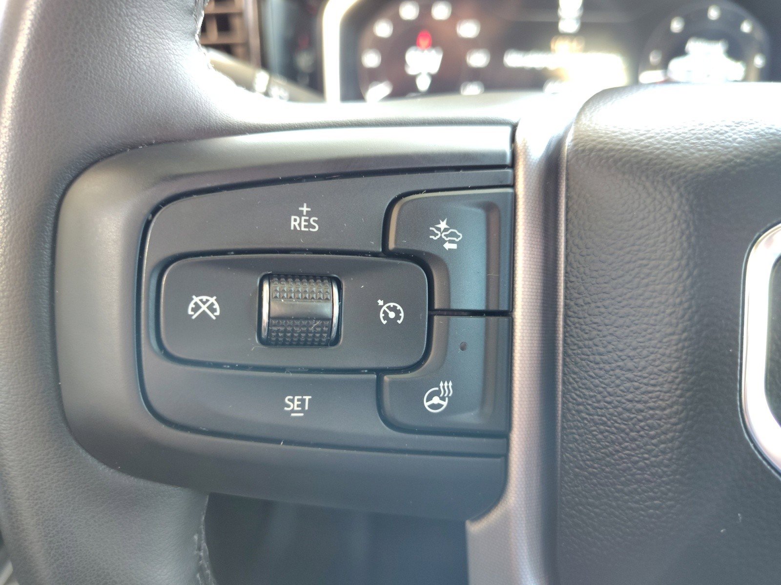 Used 2023 GMC Sierra 1500 Elevation image 23