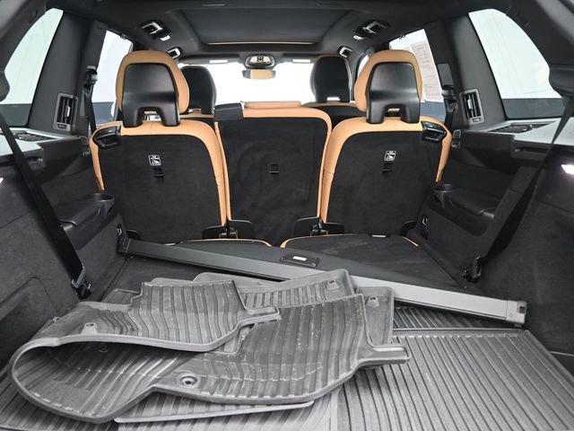 Used 2023 Volvo XC90 T8 Ultimate w/ Protection Package image 33