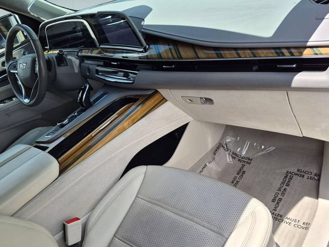 Certified 2021 Cadillac Escalade Premium Luxury Platinum AWD/4WD image 30