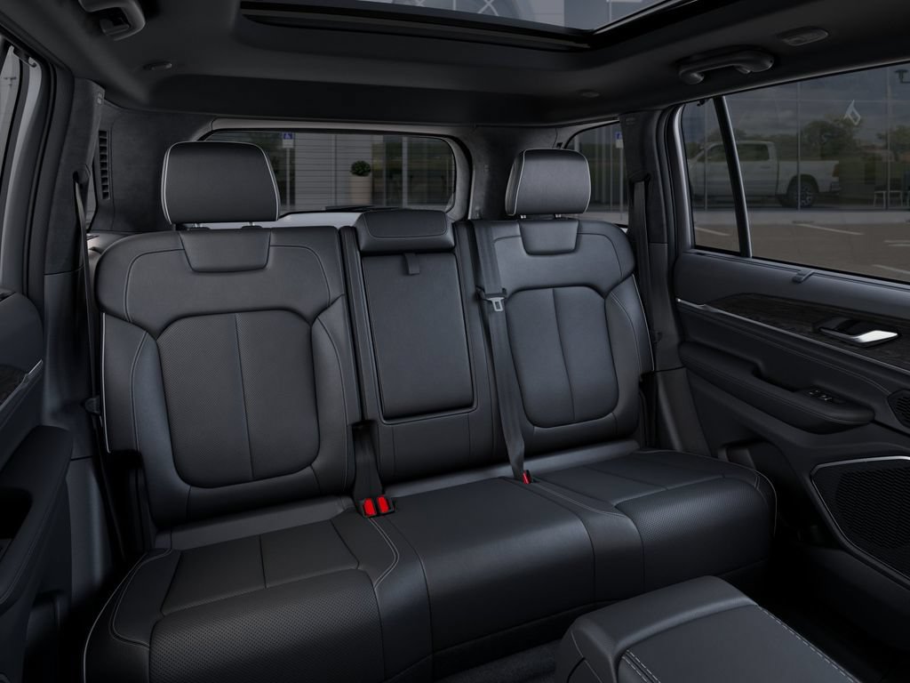 New 2025 Jeep Grand Cherokee Overland w/ Adv Protech Group III AWD/4WD image 16
