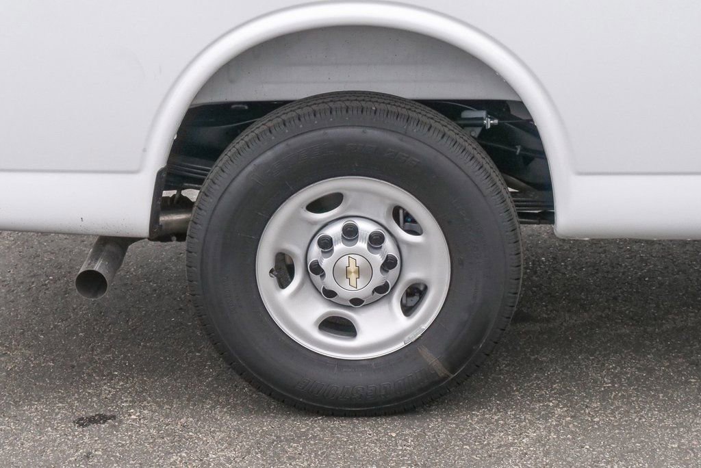 New 2025 Chevrolet Express 2500 Extended w/ Driver Convenience Package image 6