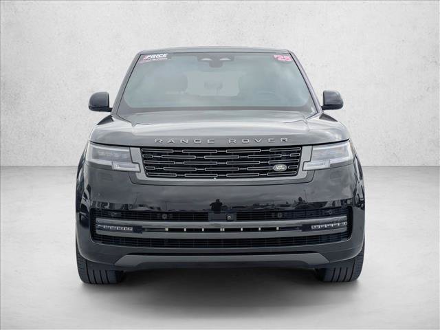 Certified 2025 Land Rover Range Rover SE AWD/4WD image 2