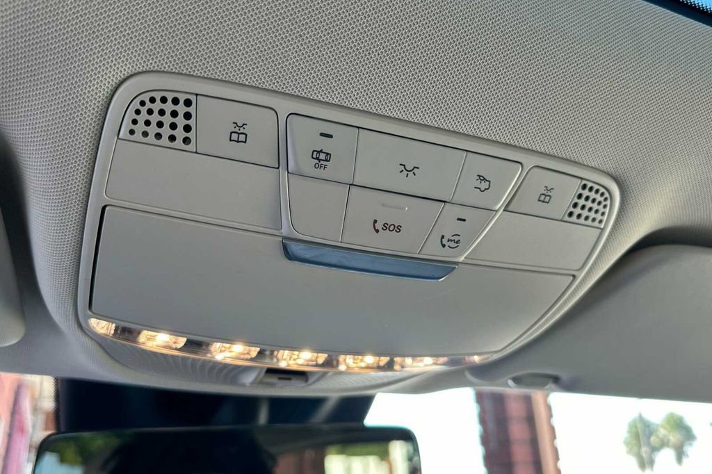 Certified 2022 Mercedes-Benz GLC 300 image 22