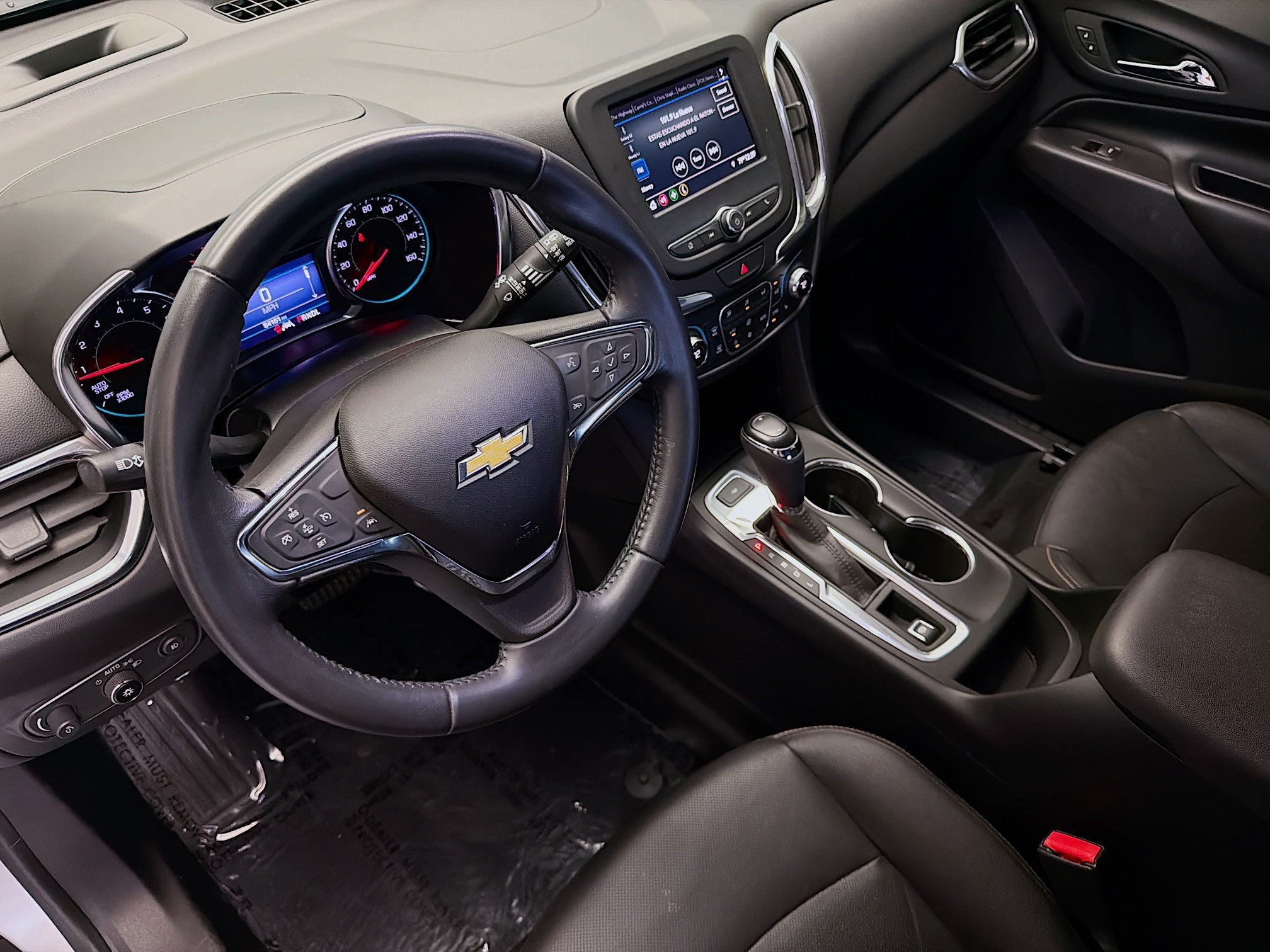 Used 2020 Chevrolet Equinox LT w/ Sport Edition FWD image 7