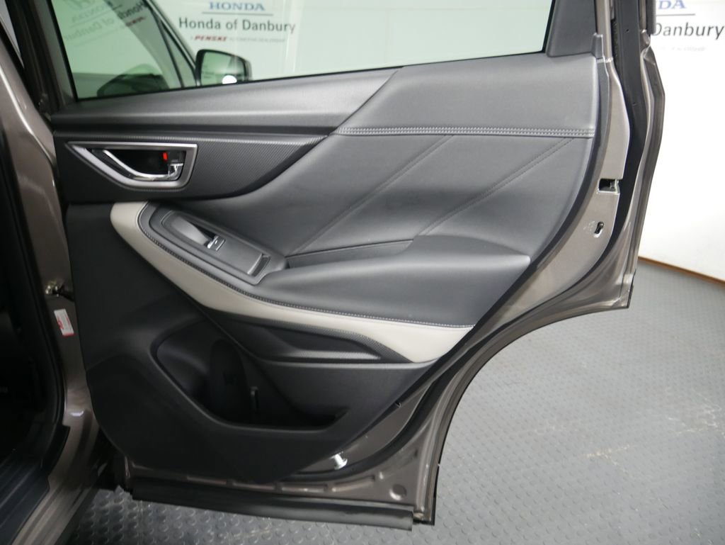 Used 2023 Subaru Forester Limited image 7