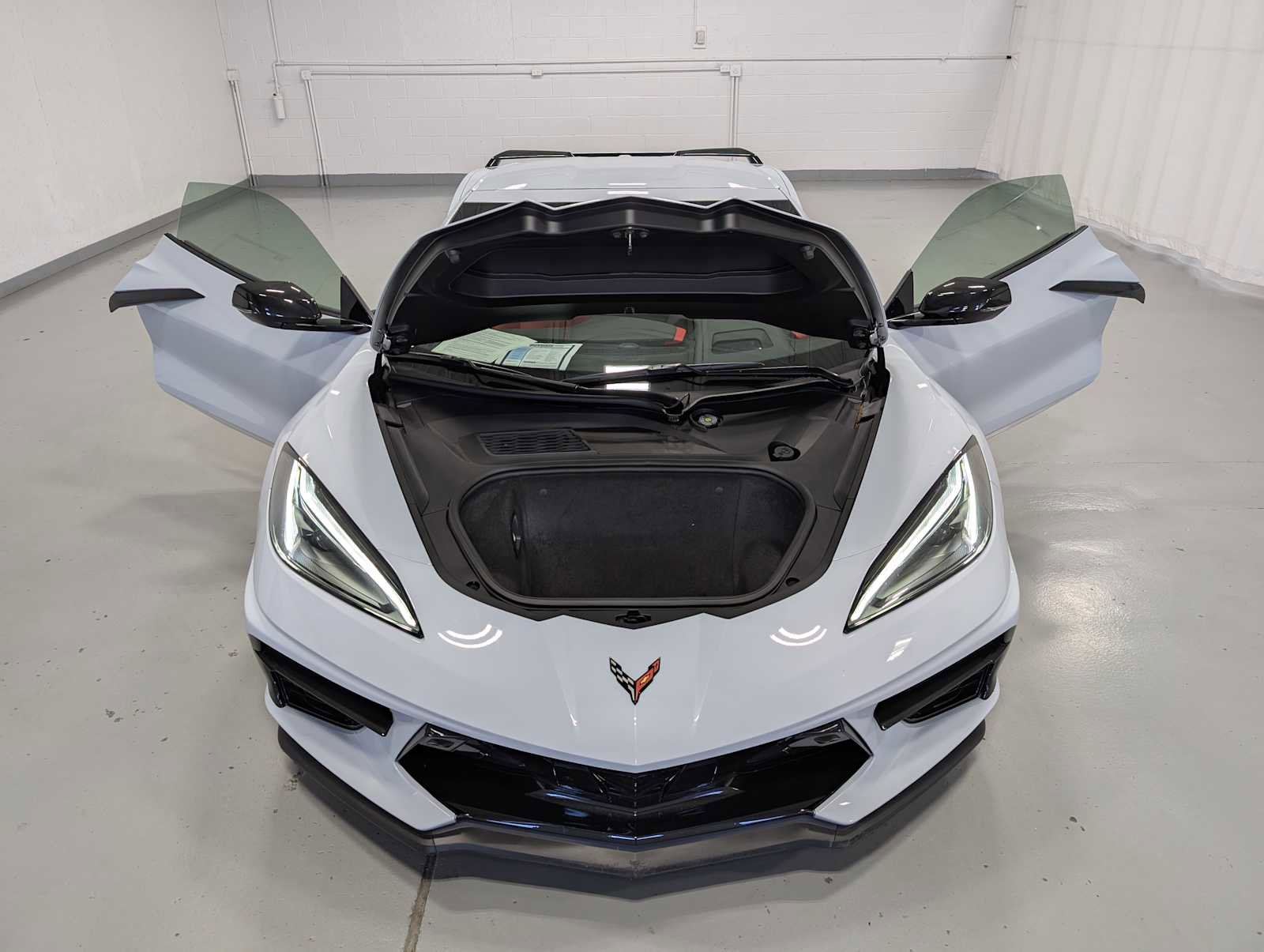 Used 2020 Chevrolet Corvette Stingray Preferred Cpe w/ 2LT Preferred Equipment Group RWD image 12