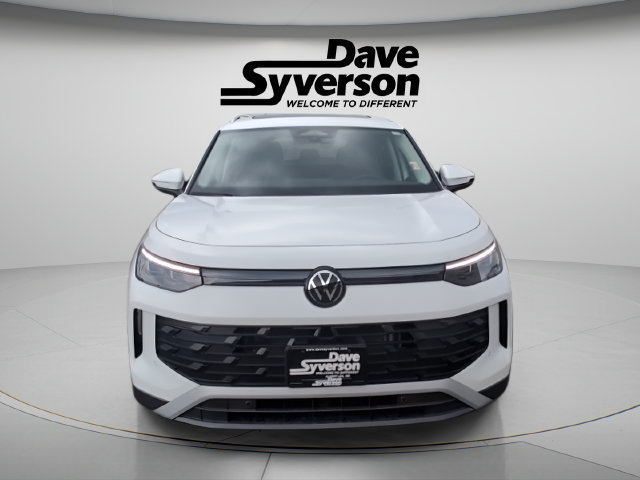 New 2026 Volkswagen Tiguan SE AWD/4WD image 8