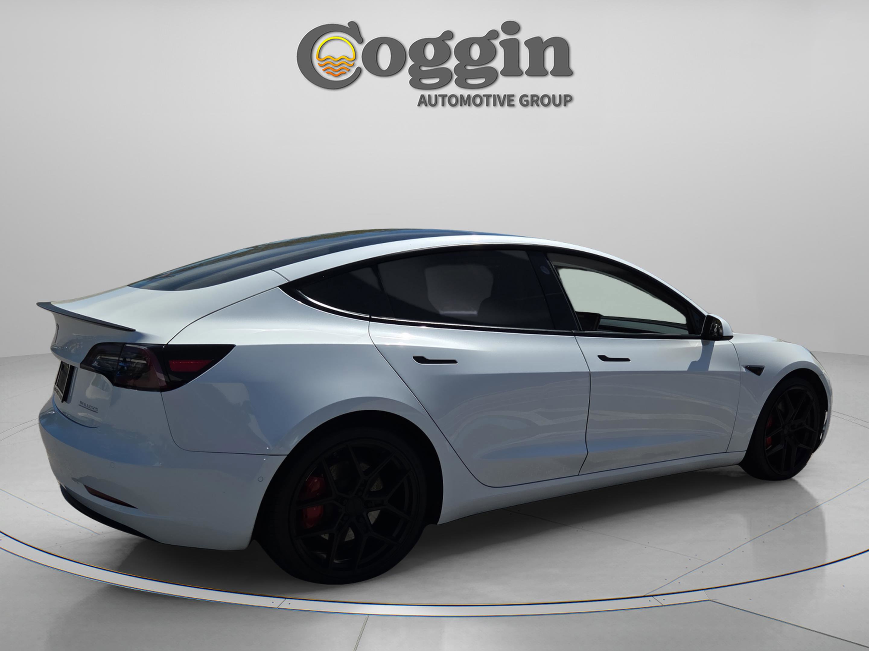 Used 2021 Tesla Model 3 Performance image 5