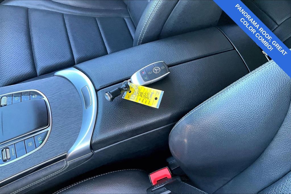 Used 2020 Mercedes-Benz GLC 300 4MATIC image 13