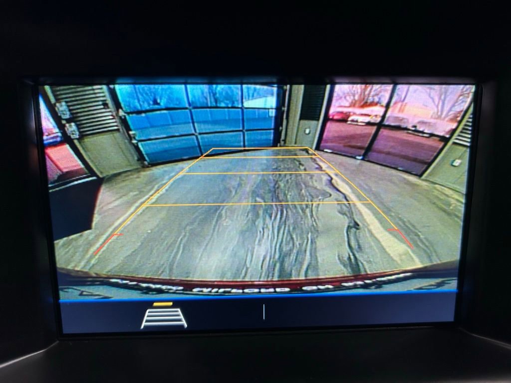 Used 2019 GMC Terrain SLE image 18