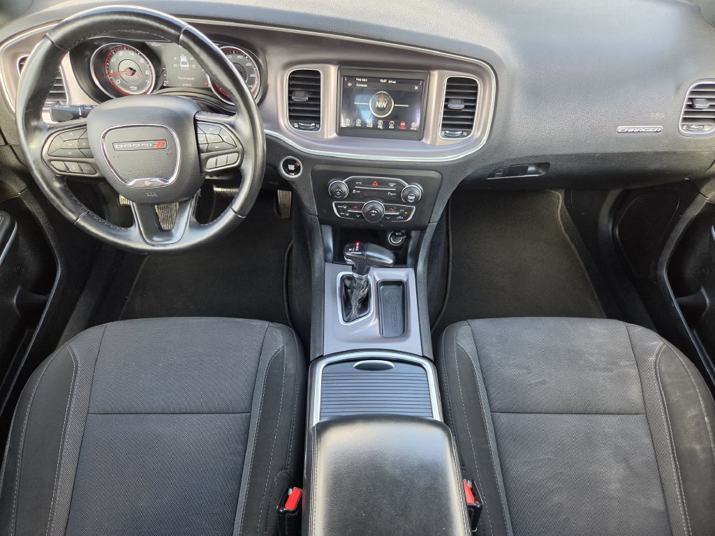 Used 2022 Dodge Charger SXT RWD image 22