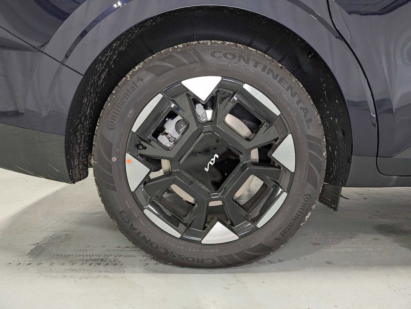 New 2026 Kia Carnival EX image 3