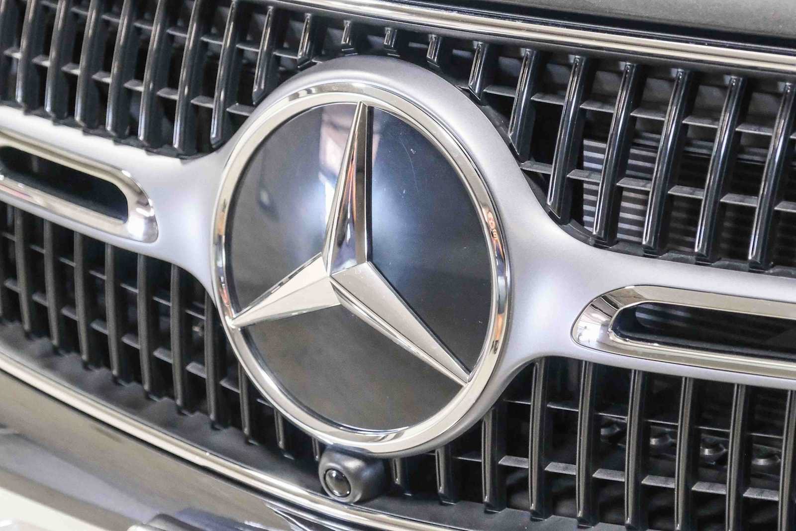 Certified 2026 Mercedes-Benz GLC 300 image 13