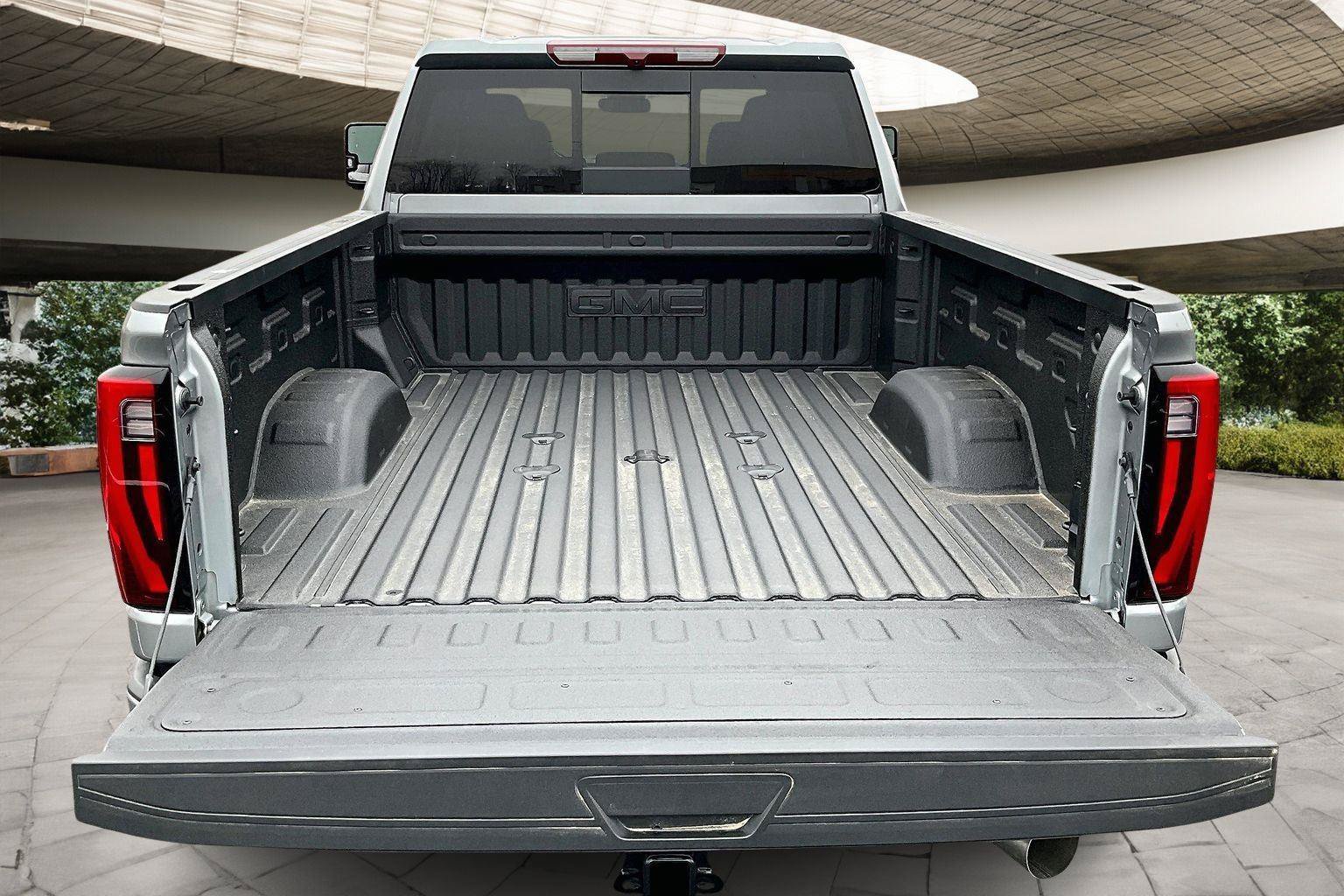 New 2026 GMC Sierra 2500 SLT w/ SLT Premium Package AWD/4WD image 5