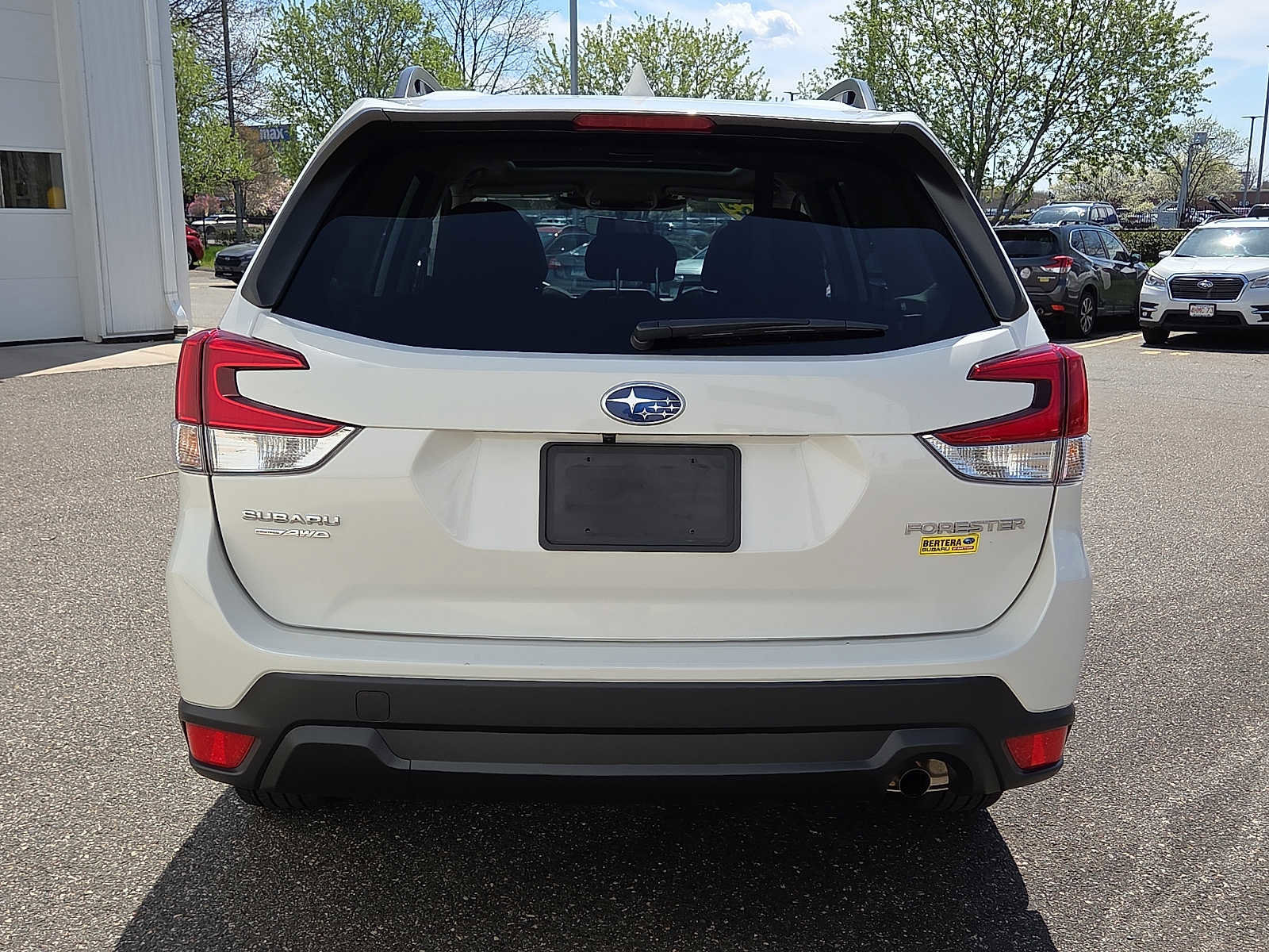 Used 2023 Subaru Forester Premium AWD/4WD image 5