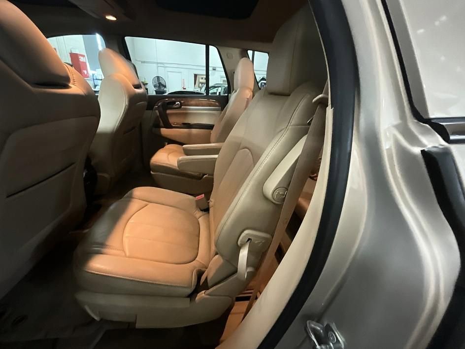 Used 2012 Buick Enclave Leather FWD image 25